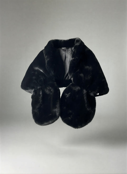 Aurelia Noir Capelet