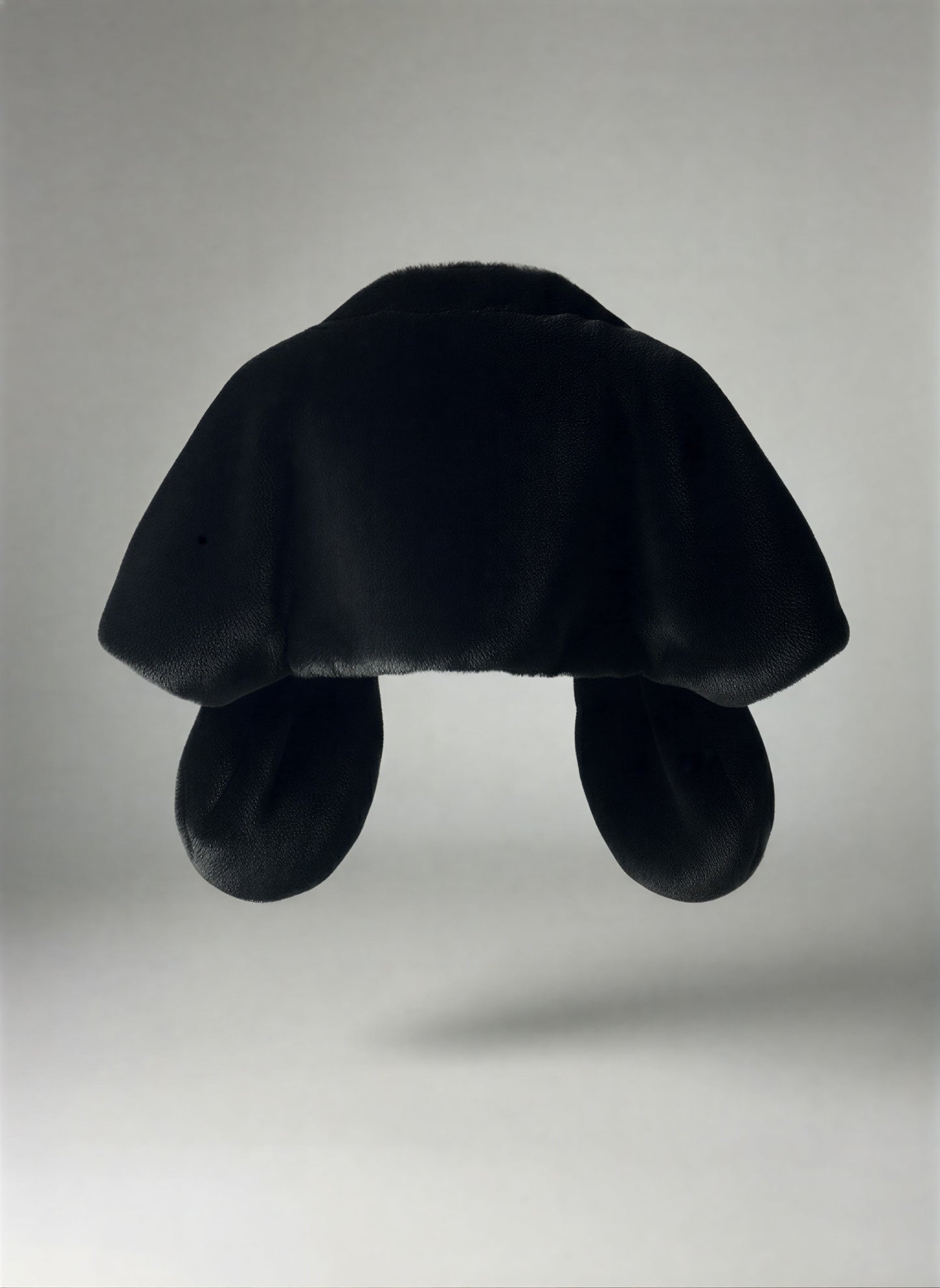 Aurelia Noir Capelet