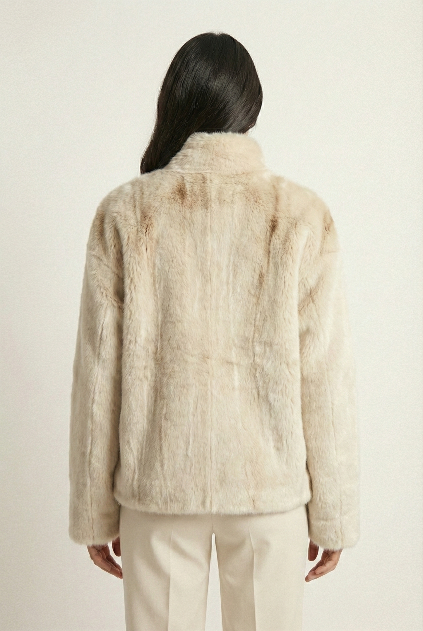 Élan Ivory Fur